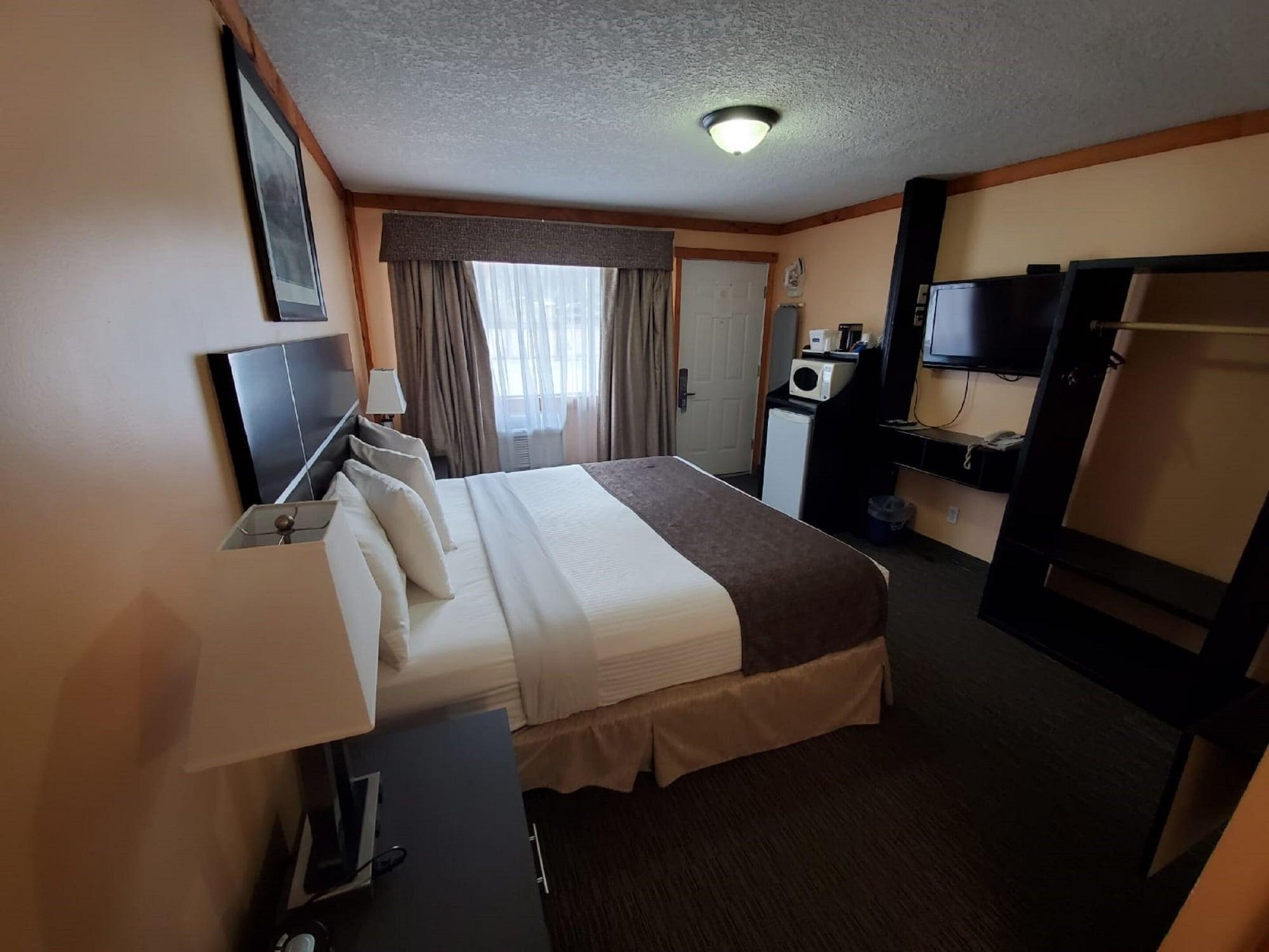 Travelodge By Wyndham Golden Sportsman Lodge Εξωτερικό φωτογραφία