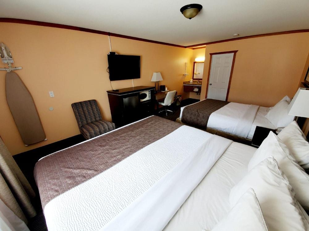 Travelodge By Wyndham Golden Sportsman Lodge Εξωτερικό φωτογραφία