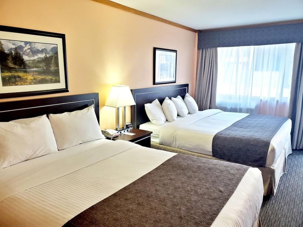 Travelodge By Wyndham Golden Sportsman Lodge Εξωτερικό φωτογραφία