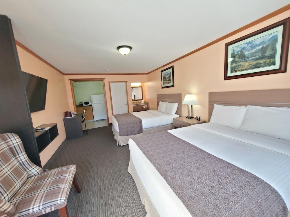 Travelodge By Wyndham Golden Sportsman Lodge Εξωτερικό φωτογραφία