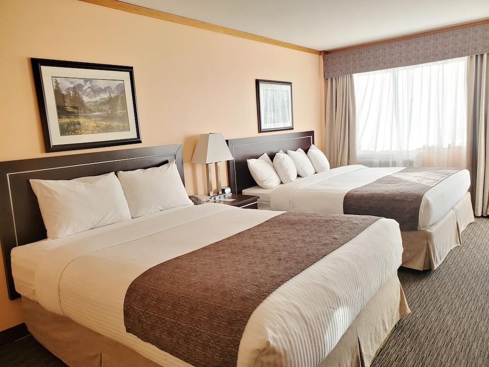 Travelodge By Wyndham Golden Sportsman Lodge Εξωτερικό φωτογραφία