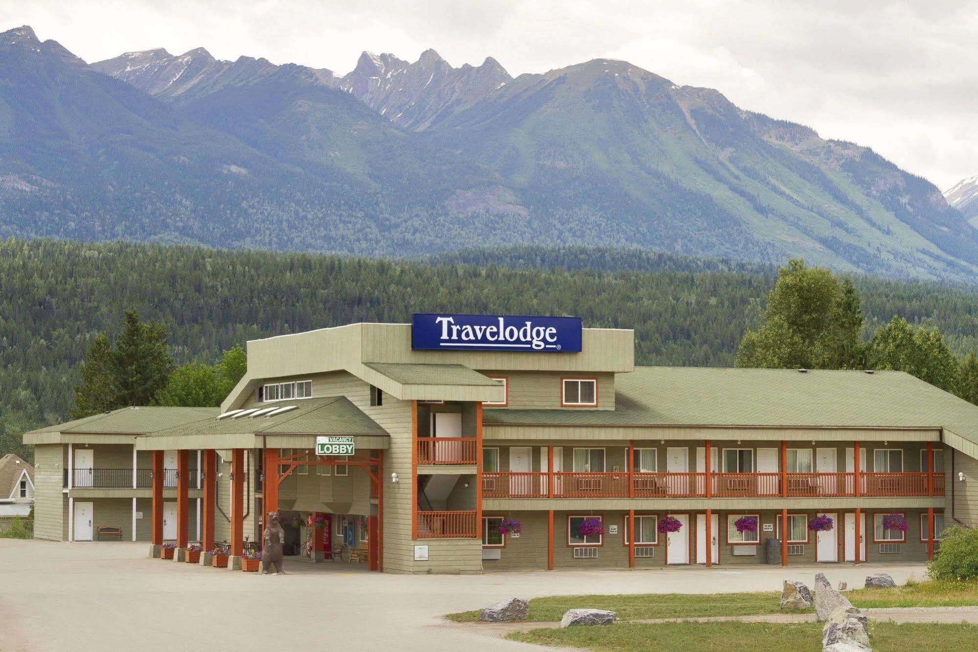 Travelodge By Wyndham Golden Sportsman Lodge Εξωτερικό φωτογραφία